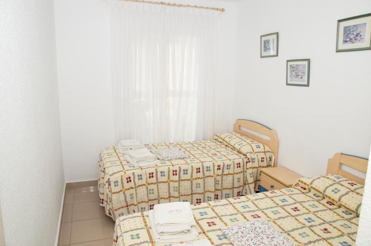 Apartamentos Intercentro Torrox-Costa Bagian luar foto
