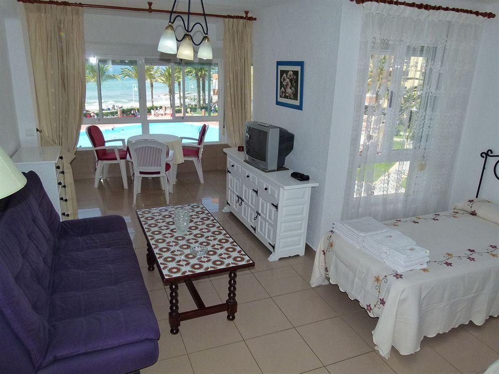 Apartamentos Intercentro Torrox-Costa Bagian luar foto