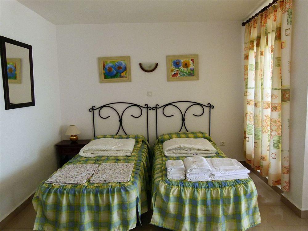 Apartamentos Intercentro Torrox-Costa Bagian luar foto