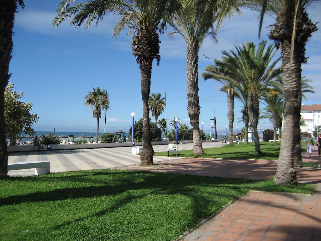 Apartamentos Intercentro Torrox-Costa Bagian luar foto