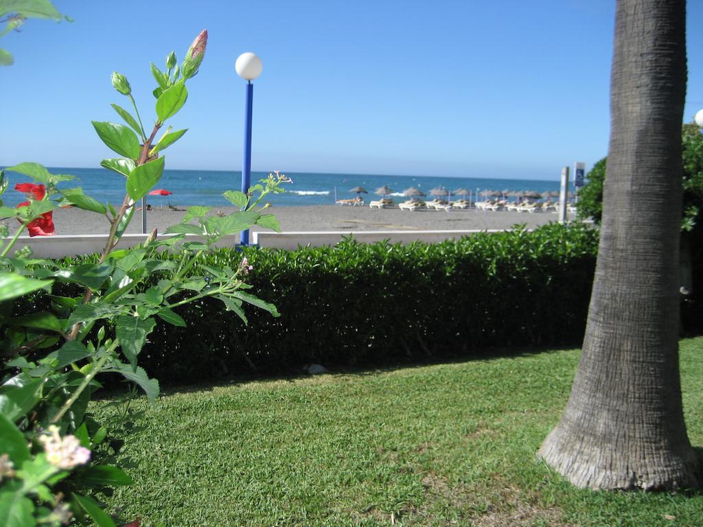 Apartamentos Intercentro Torrox-Costa Bagian luar foto