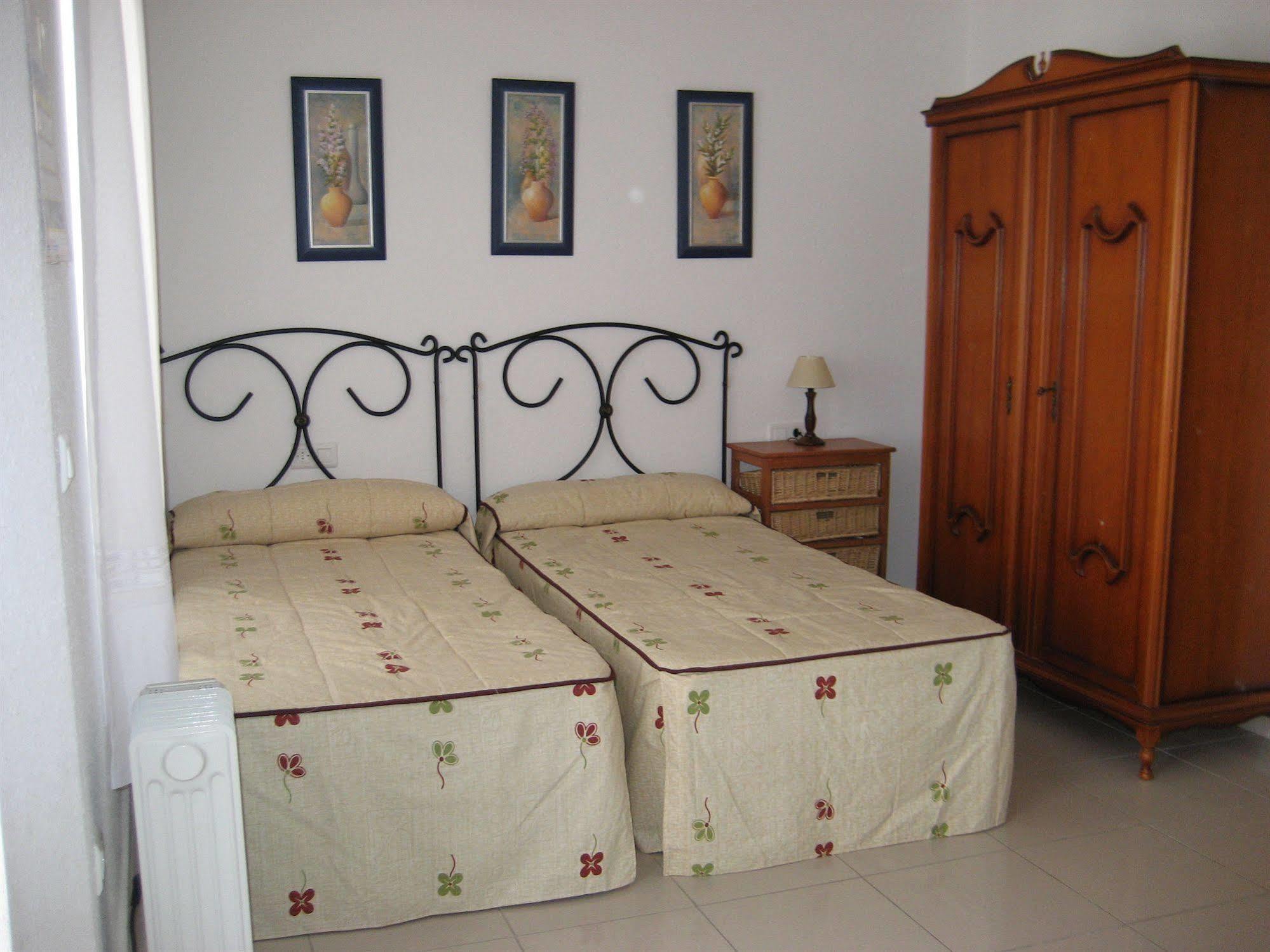 Apartamentos Intercentro Torrox-Costa Bagian luar foto